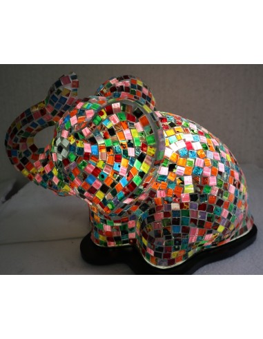 Lampada abatjour Elefante cm 35x19x20h in resina e mosaico multicolor a quadretti di vetro da tavolo